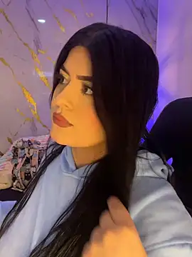 Kariina  69 online show from 04-14-26, 01:00