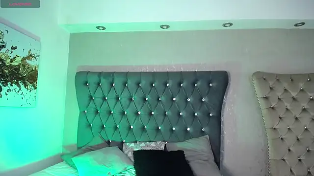 Robbin Blaze online show from 04-11-26, 06:18