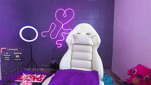 Snapshot of Baby__Otaku chatting on 09-18-25, 05:26 Baby Otaku online show from 09-18-25, 05:26