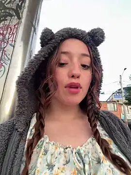 Snapshot of Baby__Otaku chatting on 11-21-25, 10:30 Baby Otaku online show from 11-21-25, 10:30