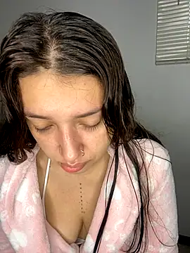 Mia  Gray online show from 10-21-25, 03:24