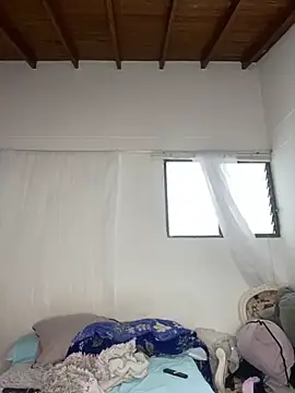 Mia  Gray online show from 11-19-25, 06:41