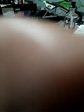 Snapshot of Tattyrob87 chatting on 03-21-25, 05:21 Tattyrob87 online show from 03-21-25, 05:21