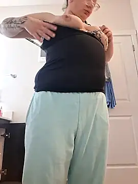 Snapshot of kinkikatie69 chatting on 11-07-25, 02:22 kinkikatie69 online show from 11-07-25, 02:22