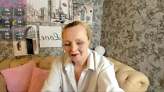 Snapshot of Karen_Villis chatting on 01-11-26, 01:05 Karen Villis online show from 01-11-26, 01:05