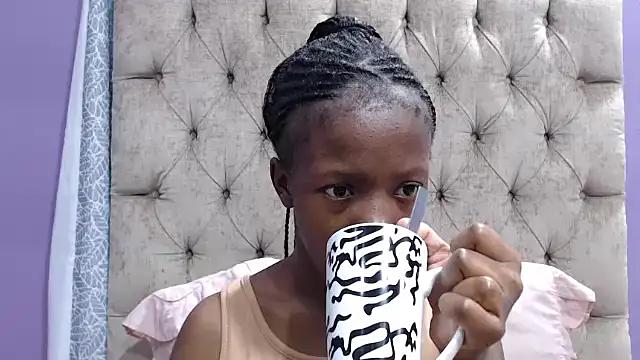 sexykea2002x online show from 10-23-25, 05:18