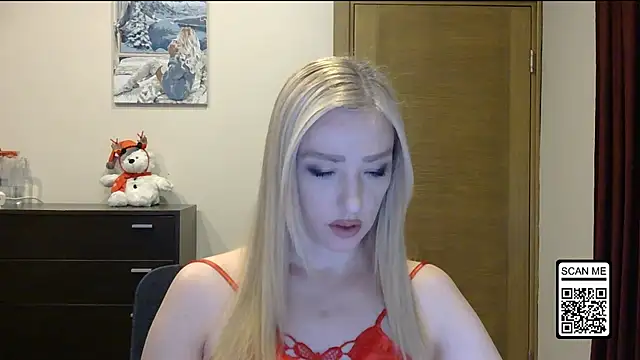 Wild Silk Desire online show from 12-17-25, 01:28