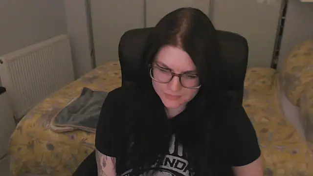 GothSuccubusBabe online show from 04-17-26, 10:57