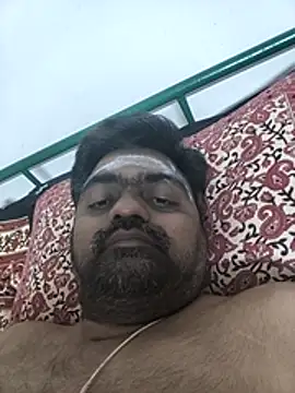 Snapshot of sharmanaam chatting on 01-31-26, 07:11 sharmanaam online show from 01-31-26, 07:11