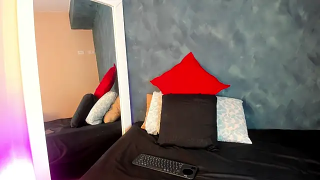 GingerMoon  online show from 11-07-25, 07:03