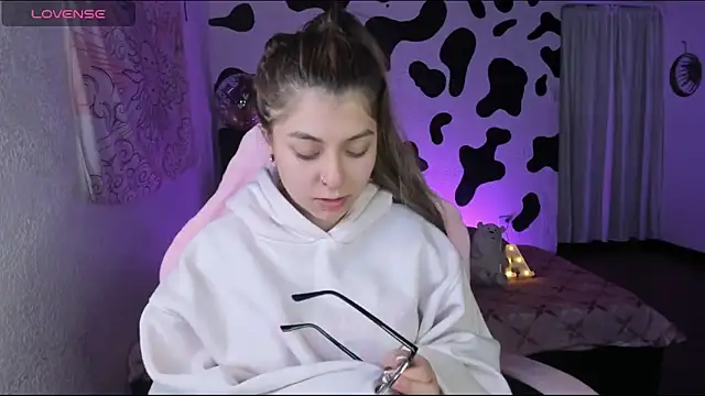 abbie jensen  online show from 01-16-26, 05:11