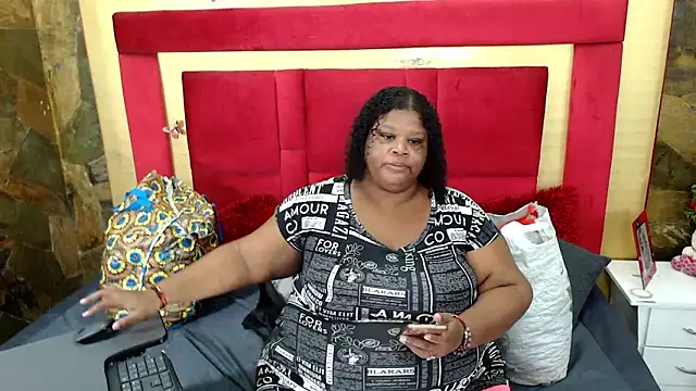 Snapshot of Exoticbigmandy chatting on 04-04-26, 02:03 Exoticbigmandy online show from 04-04-26, 02:03