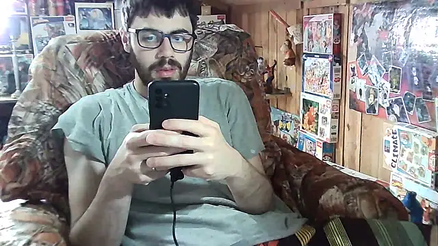 Snapshot of Angelsordemons6 chatting on 06-17-26, 01:56 Angelsordemons6 online show from 06-17-26, 01:56