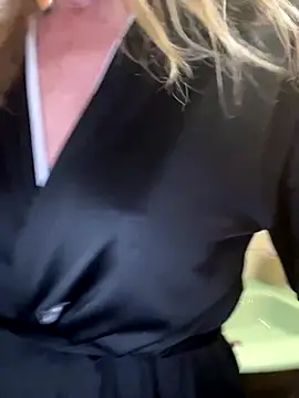 LucyLingerie78 online show from 11-24-25, 07:46