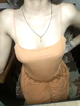 Isha Sax online show from 09-15-25, 07:25