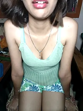 Isha Sax online show from 10-11-25, 05:33