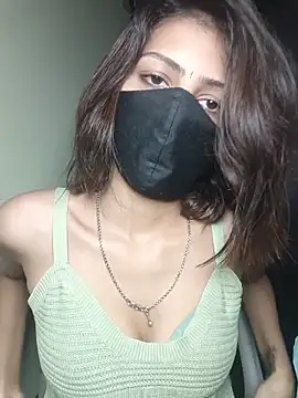 Isha Sax online show from 10-30-25, 06:59