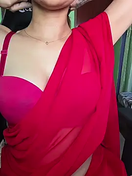 Snapshot of Isha_Sax chatting on 06-24-26, 03:05 Isha Sax online show from 06-24-26, 03:05