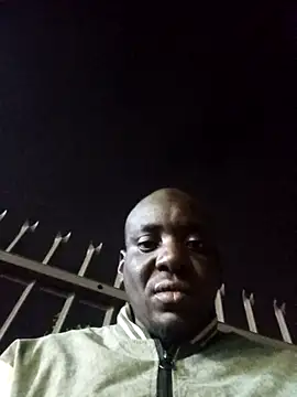 Snapshot of paptsimo chatting on 12-17-25, 08:04 paptsimo online show from 12-17-25, 08:04