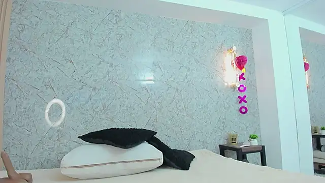 Antonella west online show from 03-11-26, 10:38