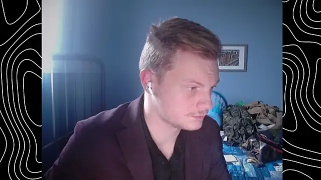 Snapshot of lustylyndon chatting on 12-01-25, 05:18 lustylyndon online show from 12-01-25, 05:18