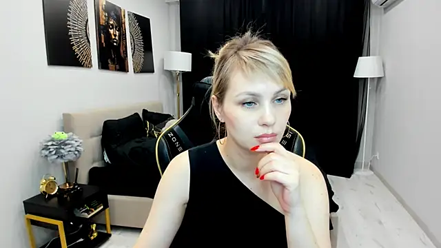 Snapshot of LindaSandy_1 chatting on 03-07-26, 07:38 LindaSandy 1 online show from 03-07-26, 07:38