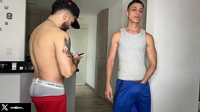 Snapshot of zoneboys chatting on 11-14-25, 10:51 zoneboys online show from 11-14-25, 10:51