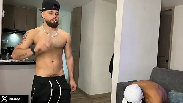 zoneboys online show from 05-06-26, 11:54