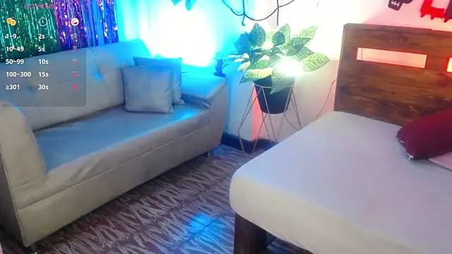 Snapshot of Yeseniaa25_ chatting on 10-10-25, 03:33 Yeseniaa25  online show from 10-10-25, 03:33