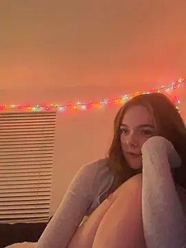 superlonelygirl04 online show from 12-17-25, 03:12