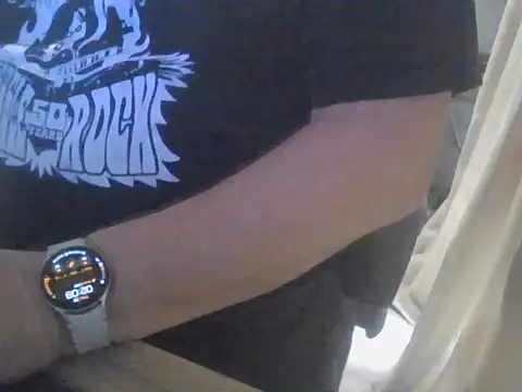 Snapshot of latexsub75 chatting on 05-28-26, 04:10 latexsub75 online show from 05-28-26, 04:10