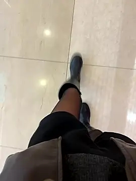 xiaoyuan01 online show from 01-17-26, 01:54