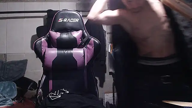 mastertrap online show from 12-15-25, 05:55