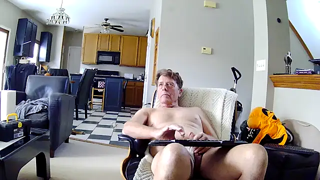 Snapshot of jocoff1 chatting on 11-02-25, 03:58 jocoff1 online show from 11-02-25, 03:58