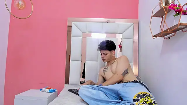 Snapshot of erickandnatasha_69 chatting on 02-27-26, 11:21 erickandnatasha 69 online show from 02-27-26, 11:21