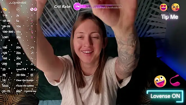 Snapshot of ChristyCrayme chatting on 05-14-26, 09:54 ChristyCrayme online show from 05-14-26, 09:54