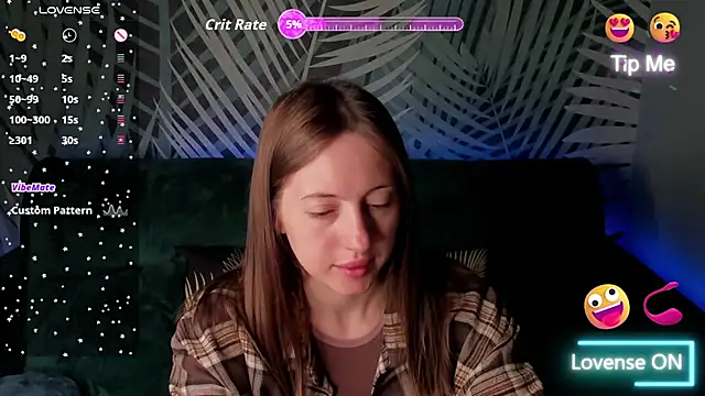 Snapshot of ChristyCrayme chatting on 05-27-26, 10:07 ChristyCrayme online show from 05-27-26, 10:07