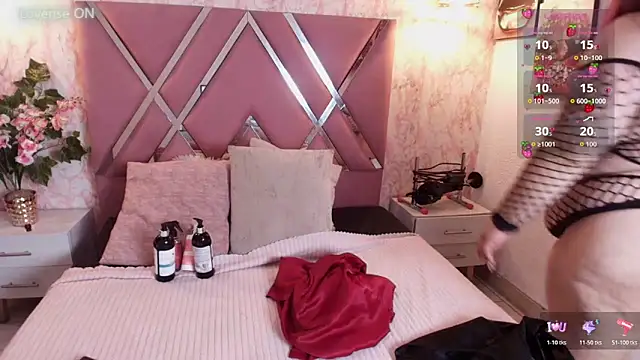 Snapshot of Dolce_pearl chatting on 12-19-25, 02:40 Dolce pearl online show from 12-19-25, 02:40