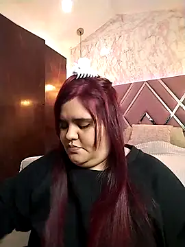 Snapshot of Dolce_pearl chatting on 02-17-26, 02:19 Dolce pearl online show from 02-17-26, 02:19