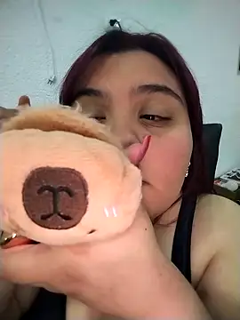 Snapshot of Dolce_pearl chatting on 02-21-26, 03:07 Dolce pearl online show from 02-21-26, 03:07