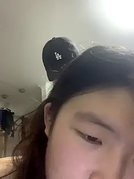 Hui521 online show from 10-24-25, 04:36