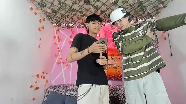 Snapshot of Bastian_boyshot77 chatting on 12-14-25, 04:01 Bastian boyshot77 online show from 12-14-25, 04:01