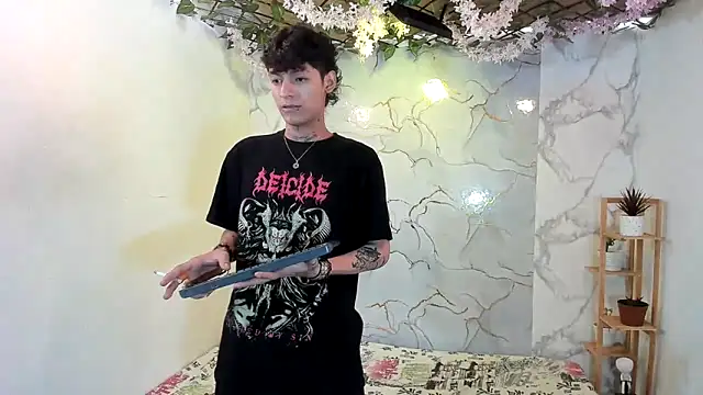 Bastian boyshot77 online show from 05-31-26, 07:37