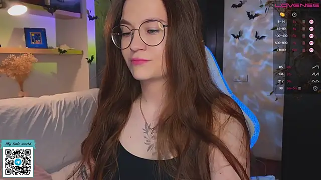 mia here online show from 11-16-25, 01:55