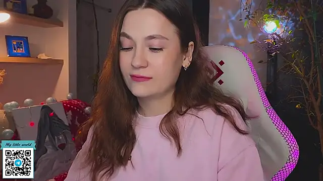 mia here online show from 12-15-25, 11:58