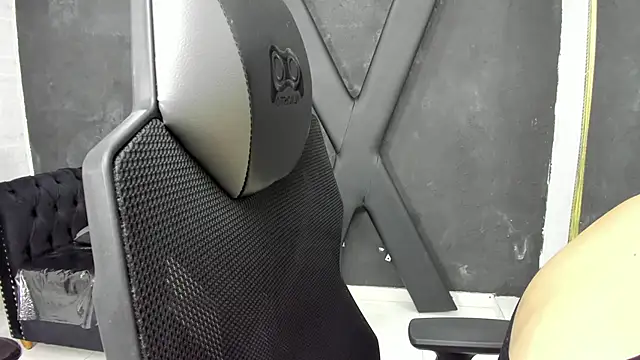 RosalineGrey online show from 10-17-25, 05:32