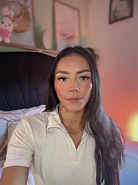 im-isabella online show from 07-14-26, 09:31