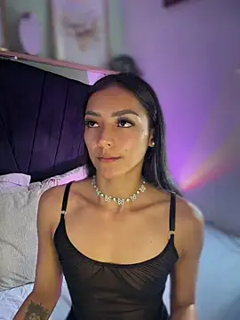 im-isabella online show from 07-23-26, 07:56