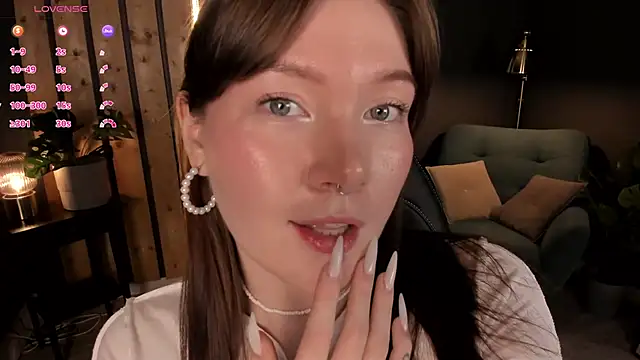 Ash Hasmy online show from 10-28-25, 12:41