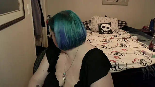 Kinky Witch online show from 10-18-25, 02:14